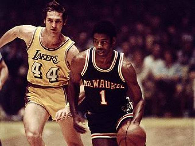 虽然他在数 虽然他在数